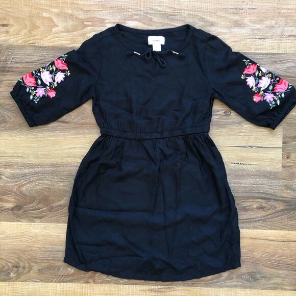 Old Navy Embroidered-Sleeve Waist-Defined Midi Dress for Girls Black Size 5 Boho - Picture 1 of 4